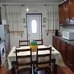 Moradia Meca - Casas Hébergement de vacances Nazaré